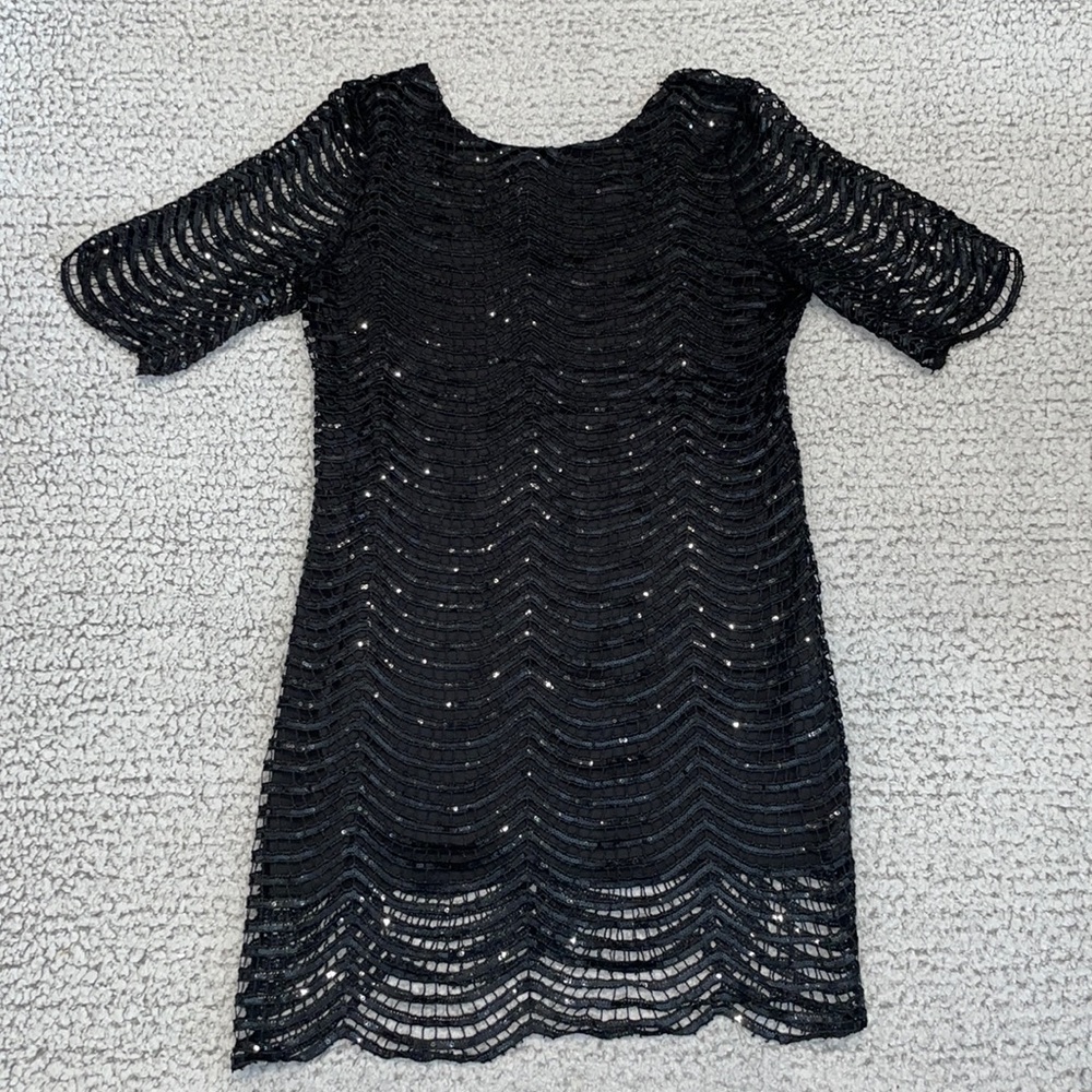 Haoyouduo Sequin Scalloped Dress
